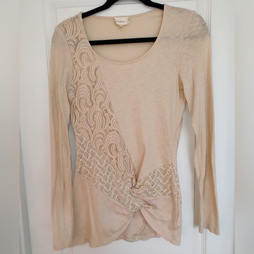 Deletta ANTHROPOLOGIE Oatmeal Cream Lace Crochet Twist Front Top Sz. M